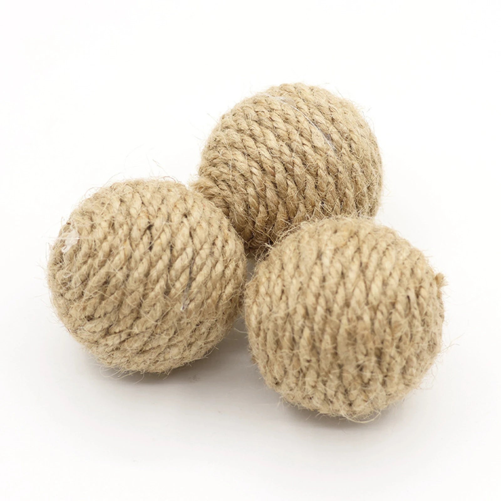 1 Pc Pet Cat Hemp Rope Ball Rolling Interactive Hand-Woven Cat Scratching Interactive Ball Sound Ball to Attract Attention Toy